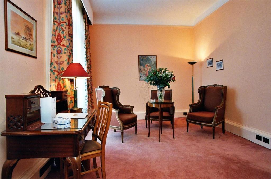 וישי Hotel Aletti Palace מראה חיצוני תמונה